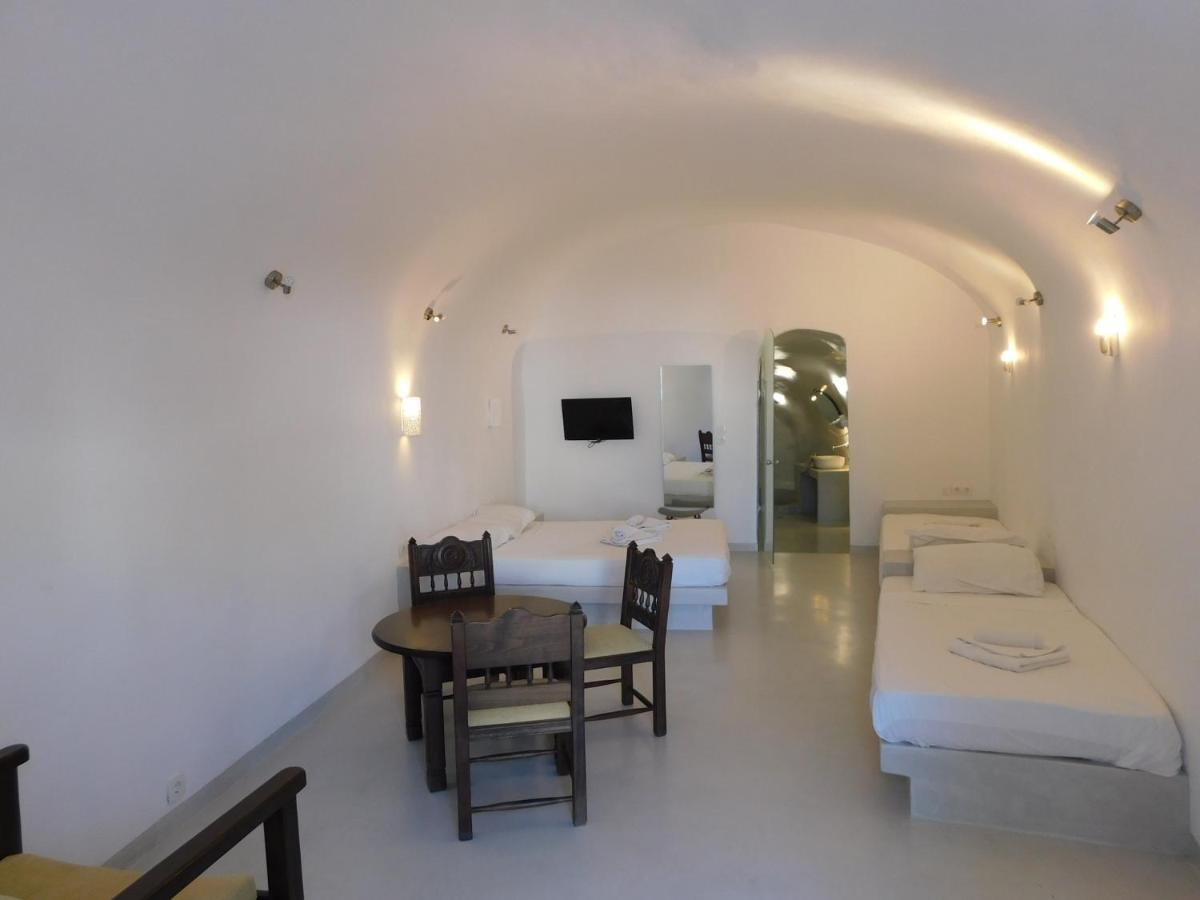 Livin Santorini - Center Rooms Santorini Island Dış mekan fotoğraf